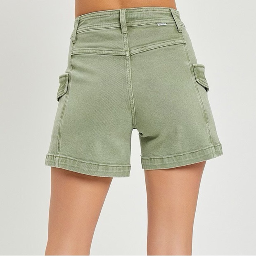OLIVE PLUS Risen High Rise Cargo Shorts - Picture 2 of 3